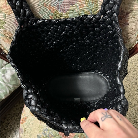 Calvin klein hangbag - Picture 6 of 9